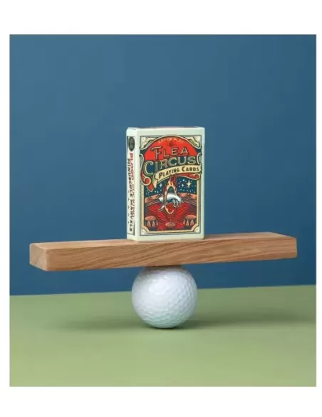 Flea Circus by Art of Play – Cărți de joc premium | Emagie.ro