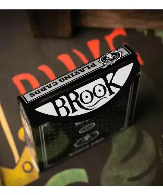 ONE PIECE BROOK – Cărți de joc premium | Emagie.ro