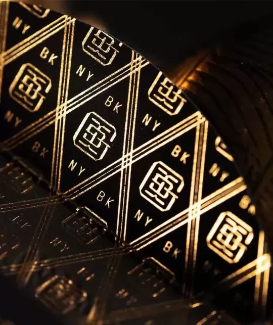 Notorious B.I.G. by Theory11 – Cărți de joc premium | Emagie.ro