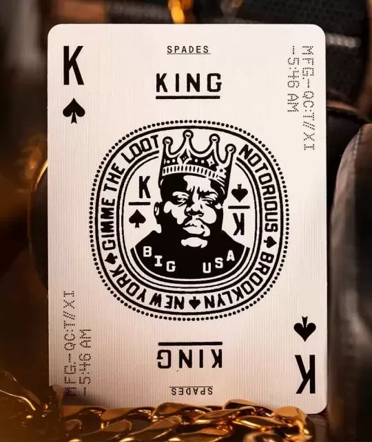 Notorious B.I.G. by Theory11 – Cărți de joc premium | Emagie.ro