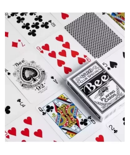 Bee Black Signature Edition – Cărți de joc premium | Emagie.ro