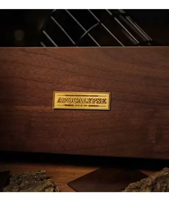 Apocalypse Bicycle Wooden Box Set – Cărți de joc premium | Emagie.ro