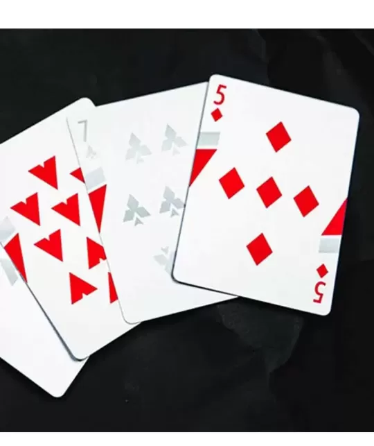 Vertical Red – Cărți de joc premium | Emagie.ro