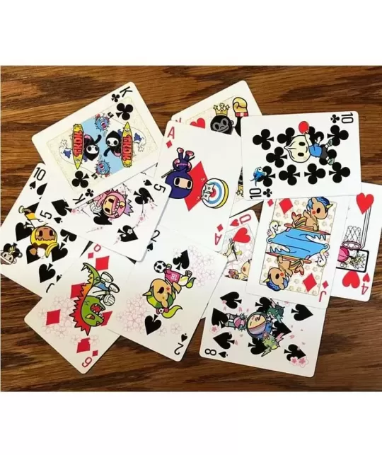 Bicycle Tokidoki Sports Red – Cărți de joc premium | Emagie.ro