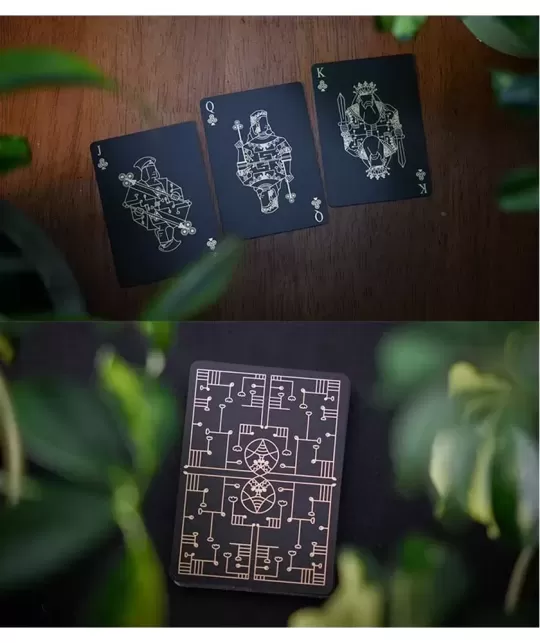 Labyrinthium – Cărți de joc premium | Emagie.ro