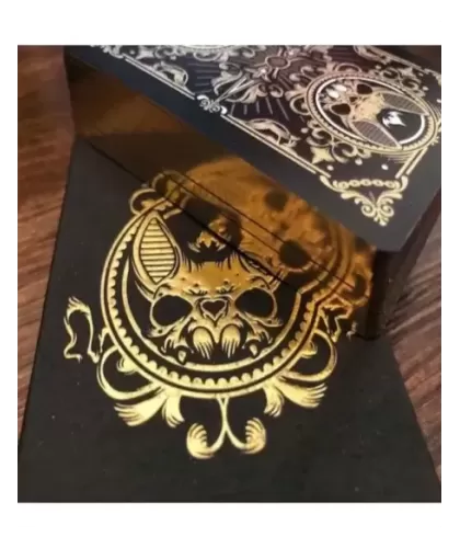 Vampire The Torpor Black – Cărți de joc premium | Emagie.ro