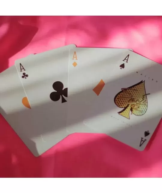 Malibu Zuma Beach – Cărți de joc premium | Emagie.ro