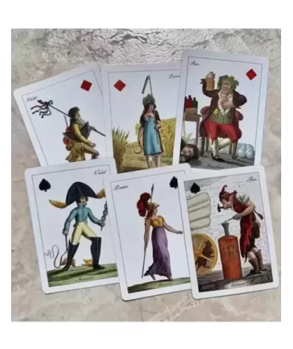 Gilded Cotta Almanac No. 5 – Cărți de joc premium | Emagie.ro