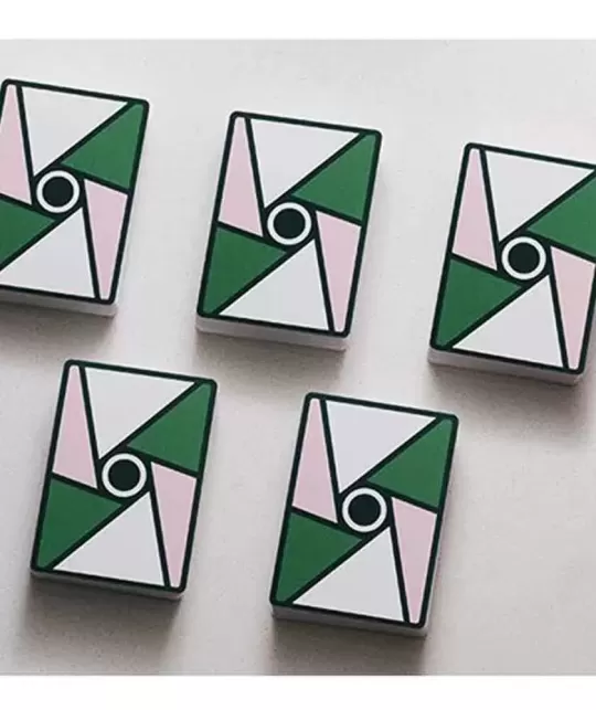 Virtuoso Open Court II – Cărți de joc premium | Emagie.ro