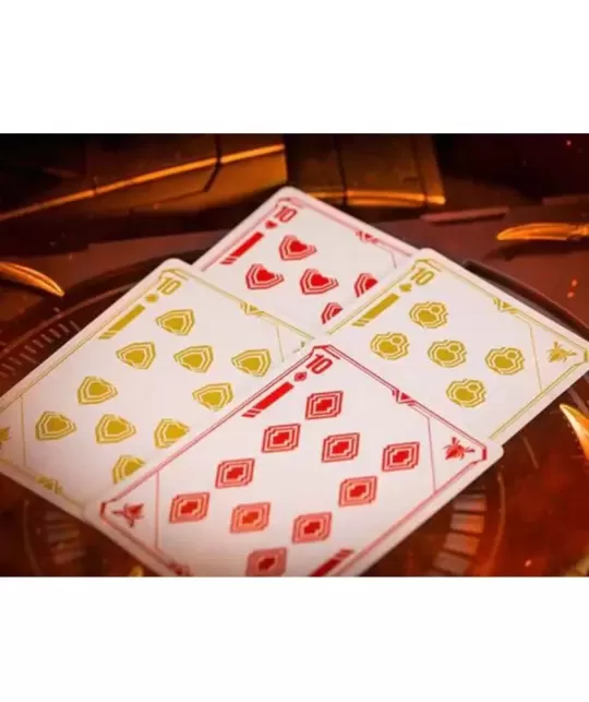 Spider-Man Iron Spider Armor Classic – Cărți de joc premium | Emagie.ro