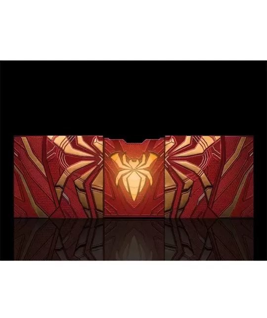 Spider-Man Iron Spider Armor Classic – Cărți de joc premium | Emagie.ro