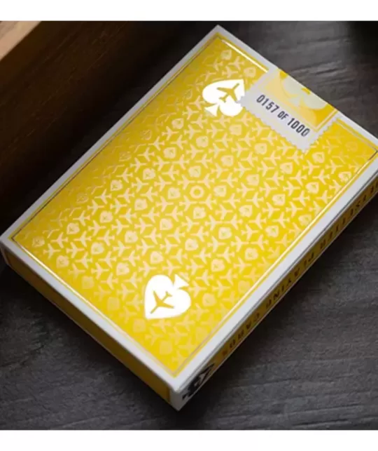 Lounge in Taxiway Yellow – Cărți de joc premium | Emagie.ro