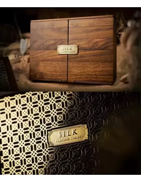 The Silk Wooden Boxset – Cărți de joc premium | Emagie.ro