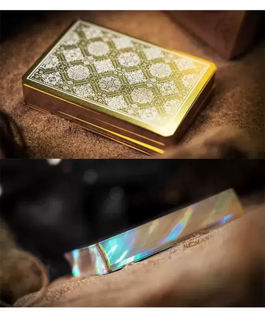 The Silk Wooden Boxset – Cărți de joc premium | Emagie.ro