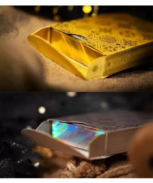 The Silk Wooden Boxset – Cărți de joc premium | Emagie.ro