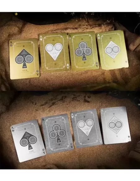 The Silk Wooden Boxset – Cărți de joc premium | Emagie.ro