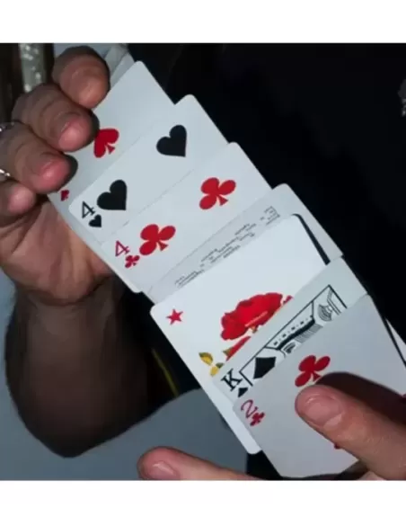 TICTACTOE – Cărți de joc premium | Emagie.ro