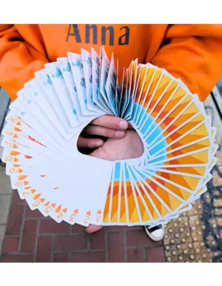 Suzy Accordion Cards – Cărți de joc premium | Emagie.ro