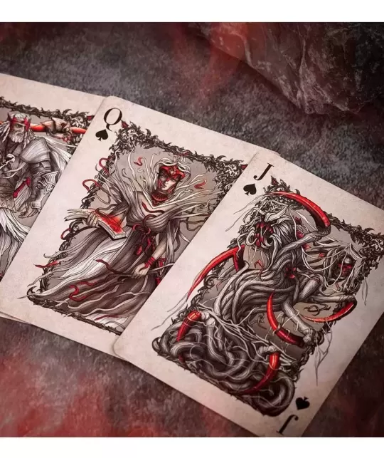 Demon V2 Gigantic Edition Deck Premium – Cărți de joc premium | Emagie.ro