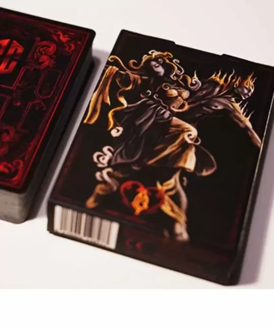 Elements Red by ChrisCards – Cărți de joc premium | Emagie.ro