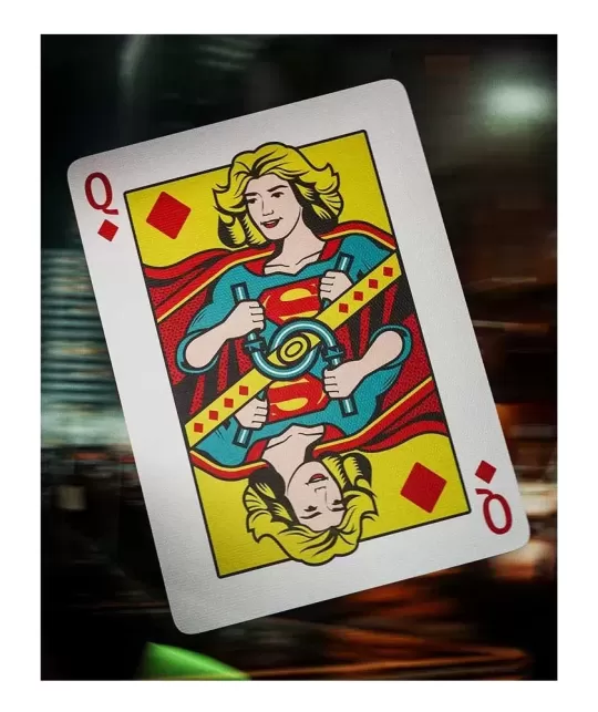 Superman Playing Cards by theory11 – Cărți de joc premium | Emagie.ro