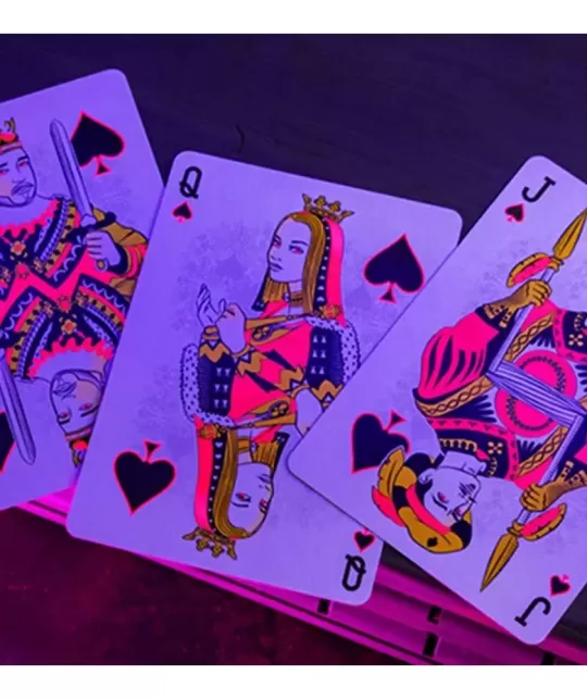 Bicycle Star-Fire Pink Neon – Cărți de joc premium | Emagie.ro