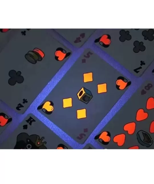 Bicycle Cat Pink – Cărți de joc premium | Emagie.ro