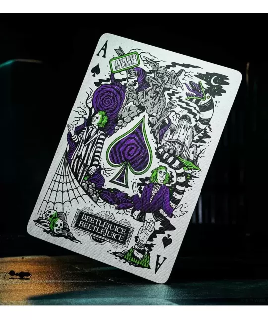 Beetlejuice Playing Cards by theory11 – Cărți de joc premium | Emagie.ro