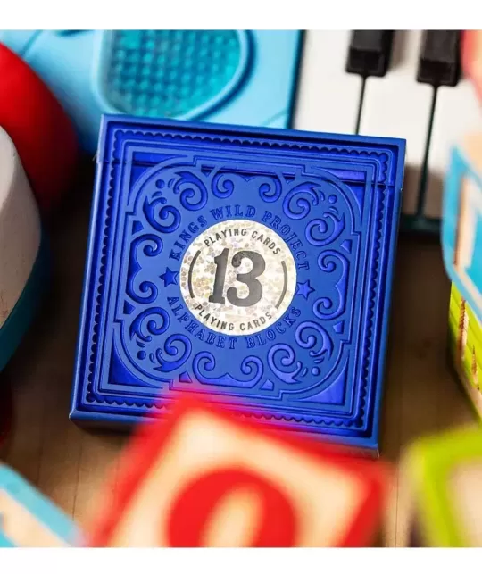 Alphabet Blocks Blue Playing Cards – Cărți de joc premium | Emagie.ro