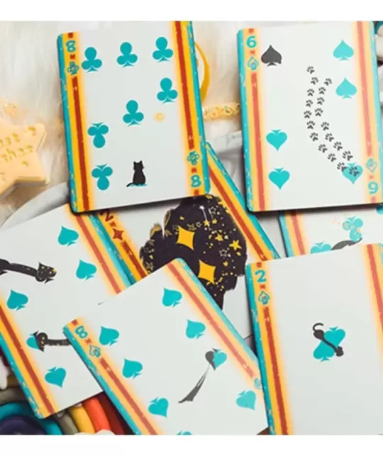 Space Cat V2 Playing Cards by King Star – Cărți de joc premium | Emagie.ro