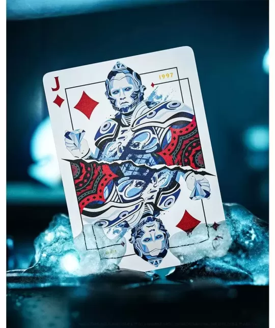 Batman 85th Anniversary Playing Cards by theory11 – Cărți de joc premium | Emagie.ro