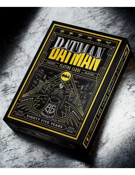 Batman 85th Anniversary Playing Cards by theory11 – Cărți de joc premium | Emagie.ro