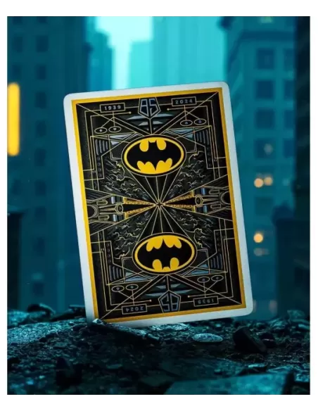 Batman 85th Anniversary Playing Cards by theory11 – Cărți de joc premium | Emagie.ro