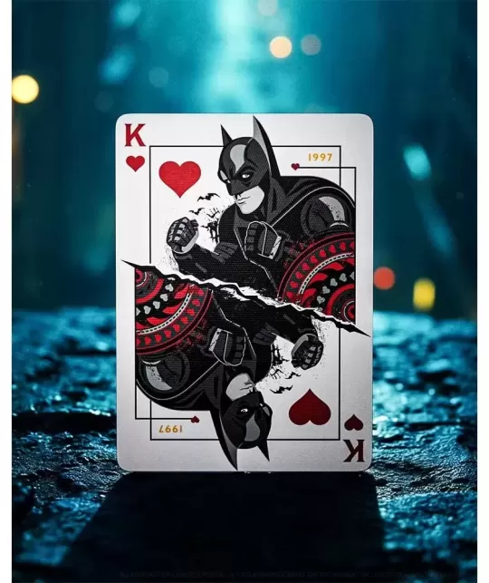 Batman 85th Anniversary Playing Cards by theory11 – Cărți de joc premium | Emagie.ro