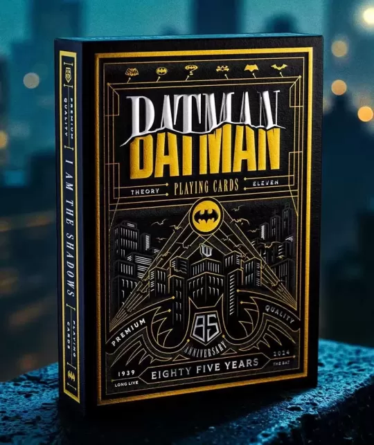 Batman 85th Anniversary Playing Cards by theory11 – Cărți de joc premium | Emagie.ro