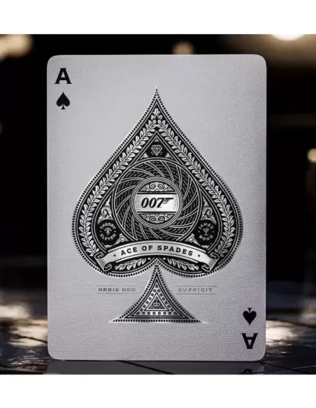 James Bond Silver Edition by theory11 – Cărți de joc premium | Emagie.ro
