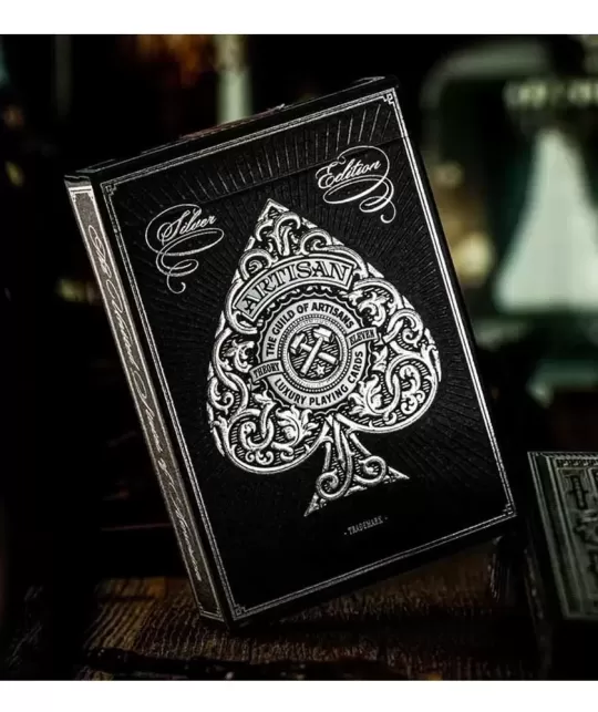 Artisan Silver Edition by Theory11 – Cărți de joc premium | Emagie.ro