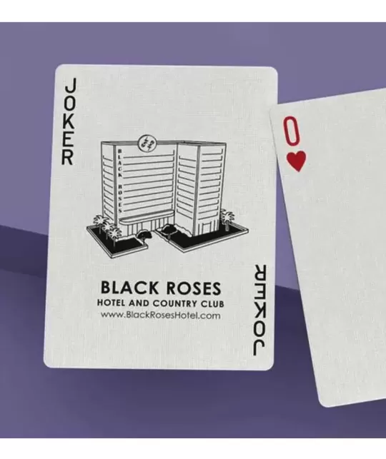 Black Roses Hotel V4 Playing Cards – Cărți de joc premium | Emagie.ro