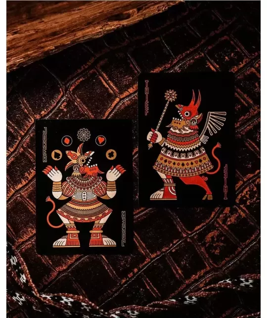 False Idols Totem Playing Cards by Joker and the Thief – Cărți de joc premium | Emagie.ro