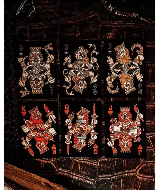 False Idols Totem Playing Cards by Joker and the Thief – Cărți de joc premium | Emagie.ro