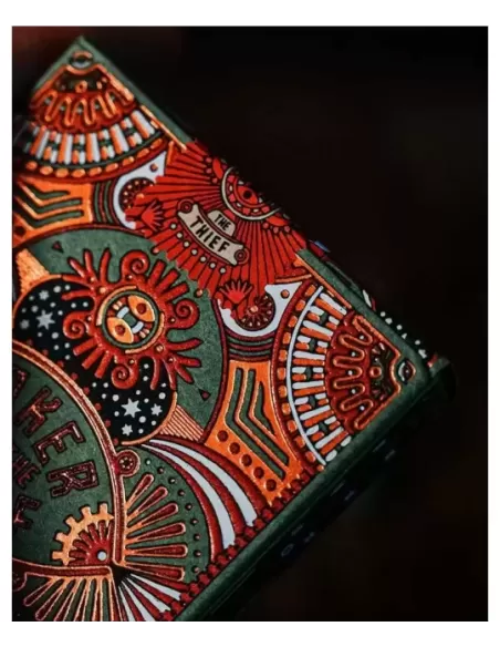 False Idols Playing Cards by Joker and the Thief – Cărți de joc premium | Emagie.ro