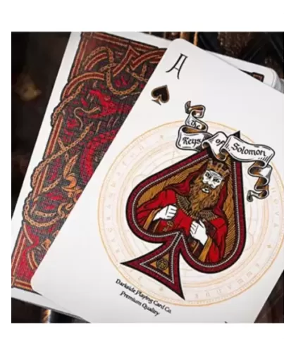 The Keys of Solomon Blood Pact – Cărți de joc premium | Emagie.ro 2