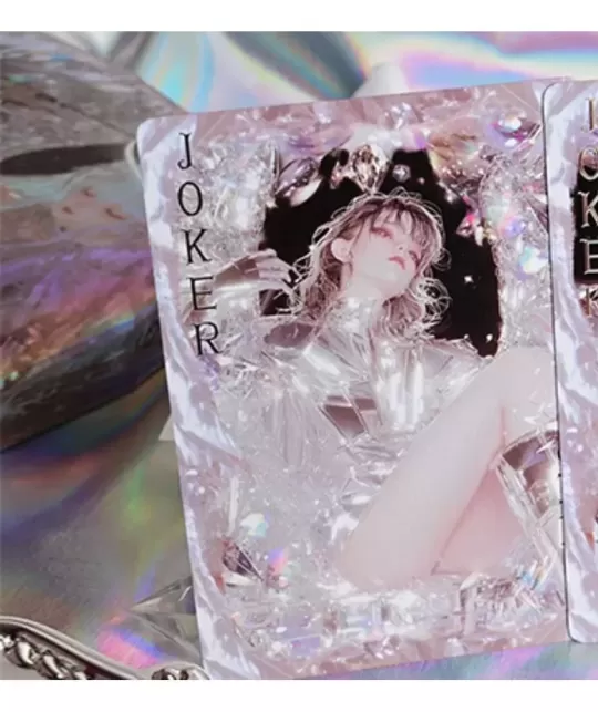 Chromium playing cards by Evokad – Premium playing cards | Emagie.ro