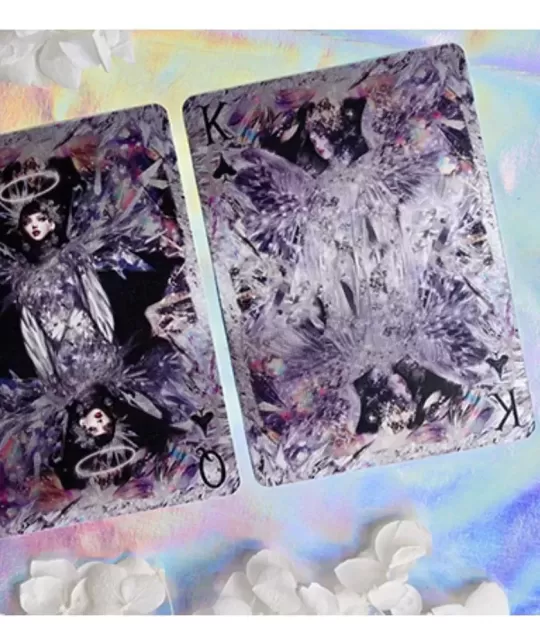 Crystal playing cards by Evokad – Cărți de joc premium | Emagie.ro