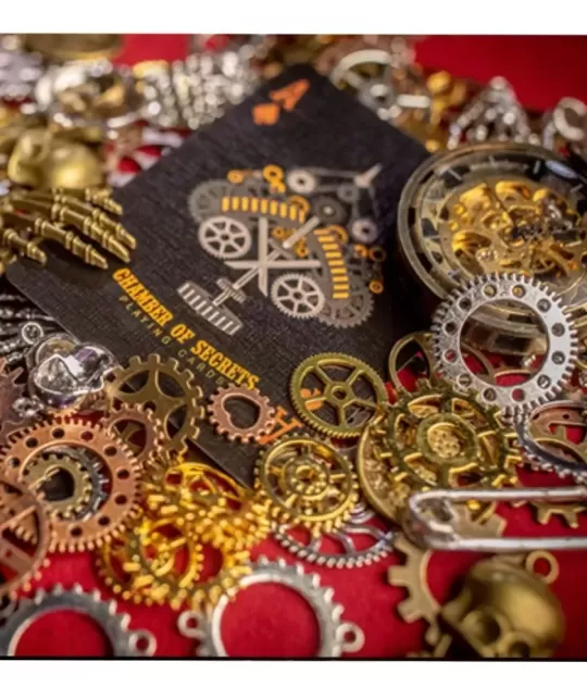 Chamber of Secrets Playing Cards by Matthew Wright – Cărți de joc premium | Emagie.ro