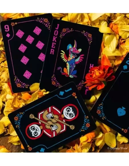 Bicycle Disney Coco – Cărți de joc premium | Emagie.ro